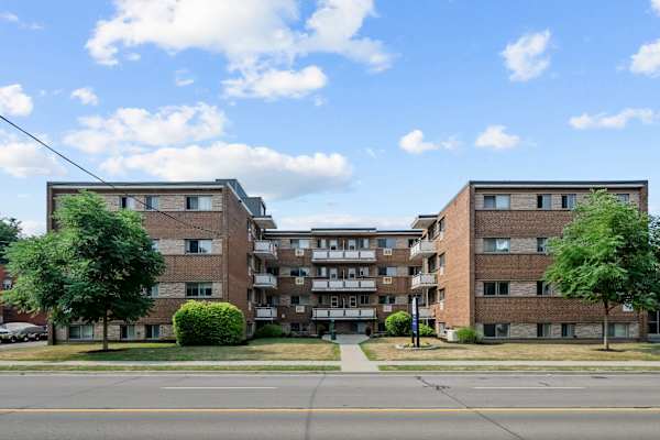 Helen Manor Apartments property